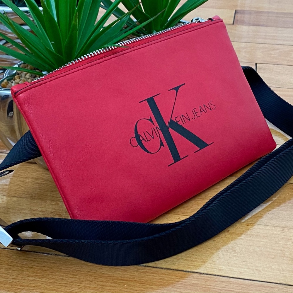 Calvin Klein Fanny Pack